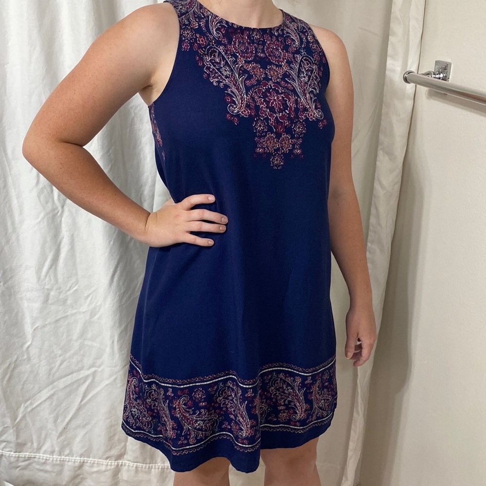 Xhilaration Women’s Navy Blue and Purple Floral Midi dress. Size small.